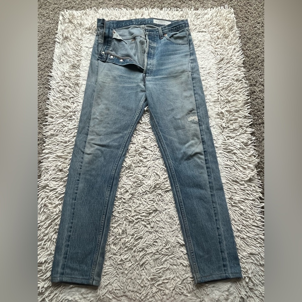 VINTAGE LEVI'S 501s
CRAFTED IN U.S.A.

LIMITED EDITION
MADE FROM vintage Levi